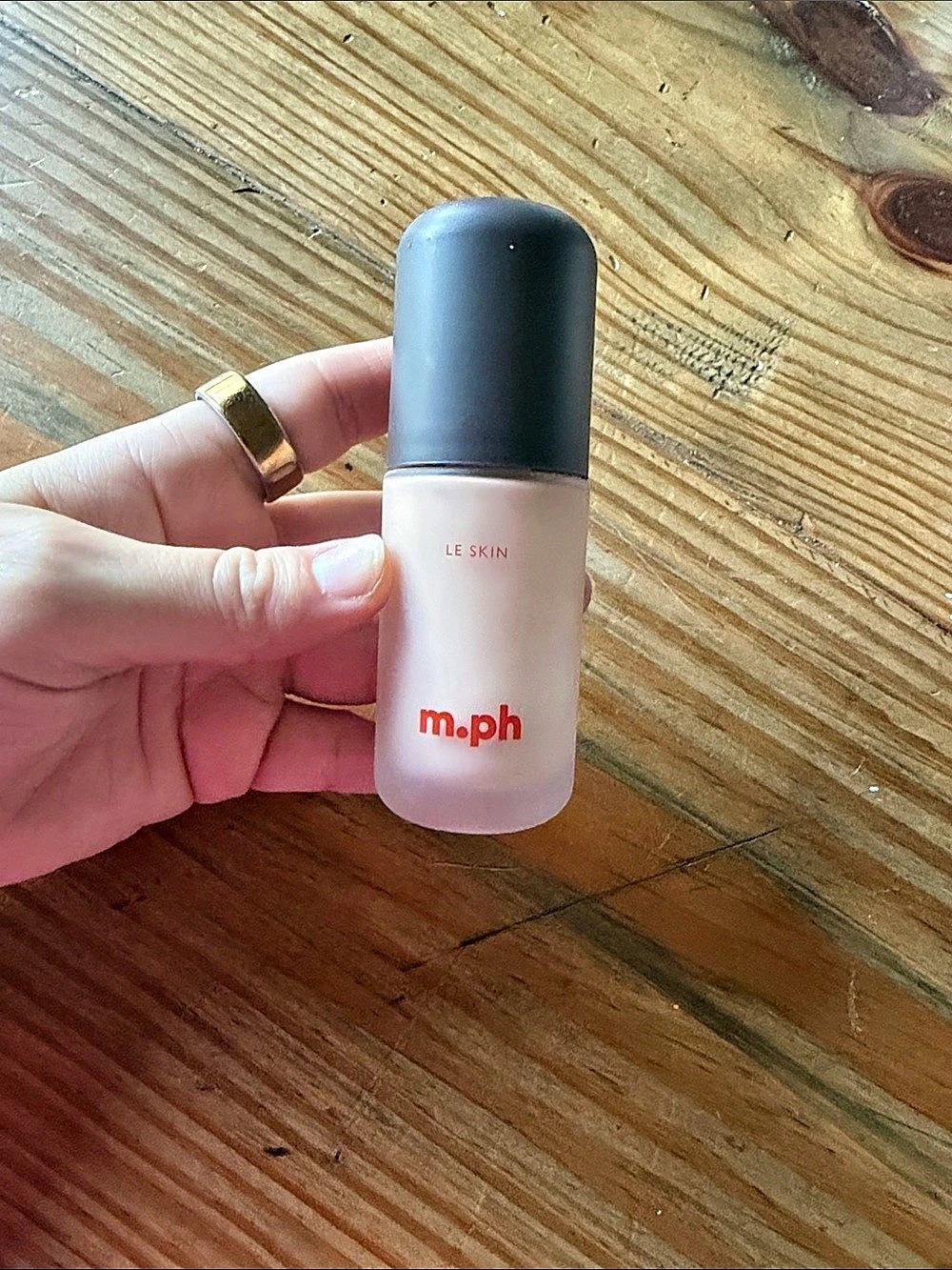 m.ph Le Skin Foundation Light 90C NWT